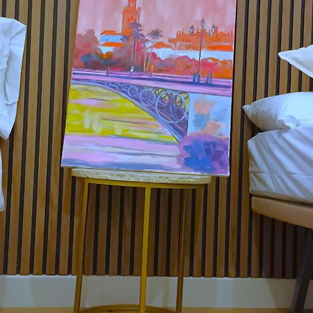 Oasis Suites Fernando IV Севиля Екстериор снимка