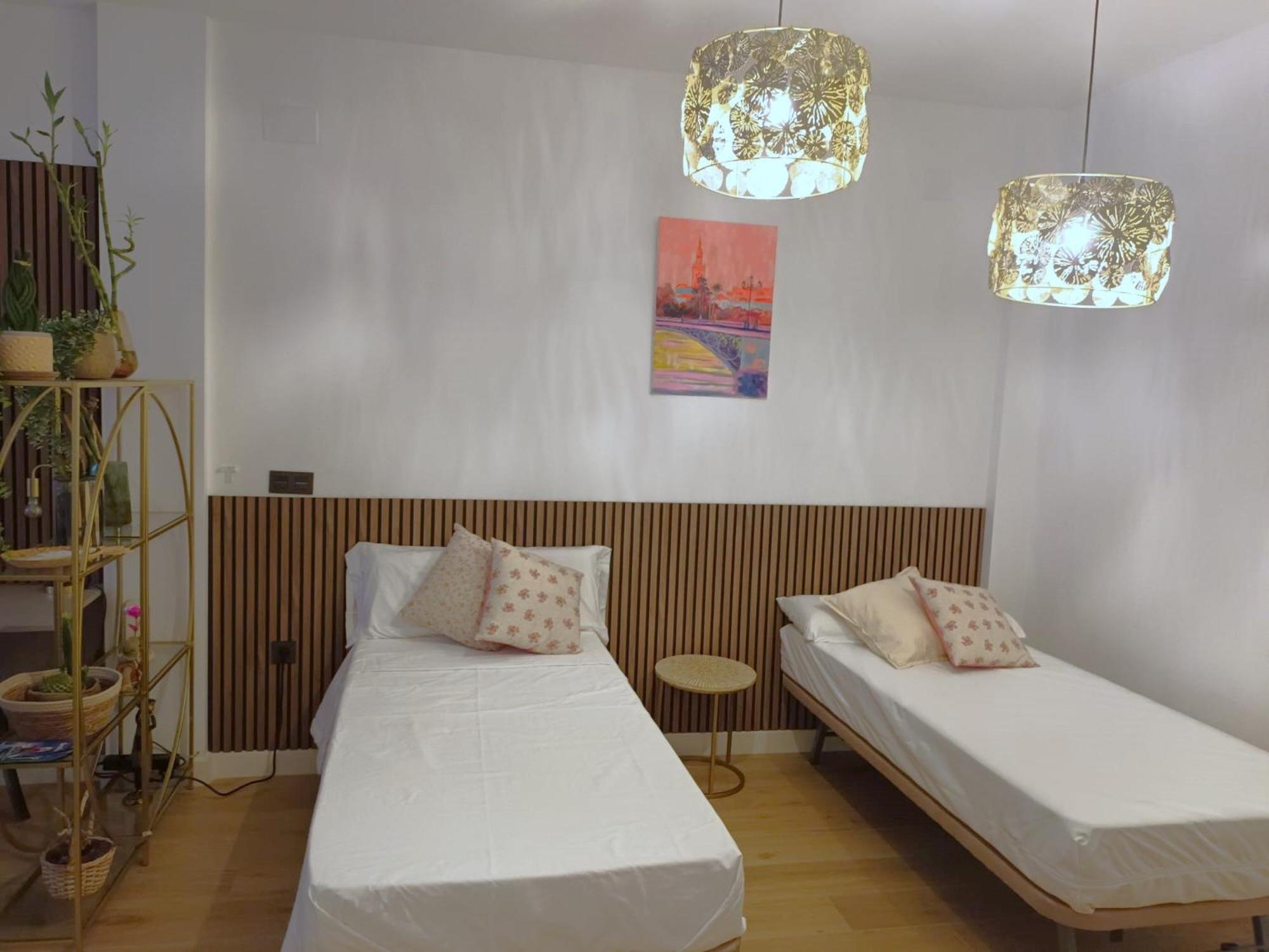 Oasis Suites Fernando IV Севиля Екстериор снимка